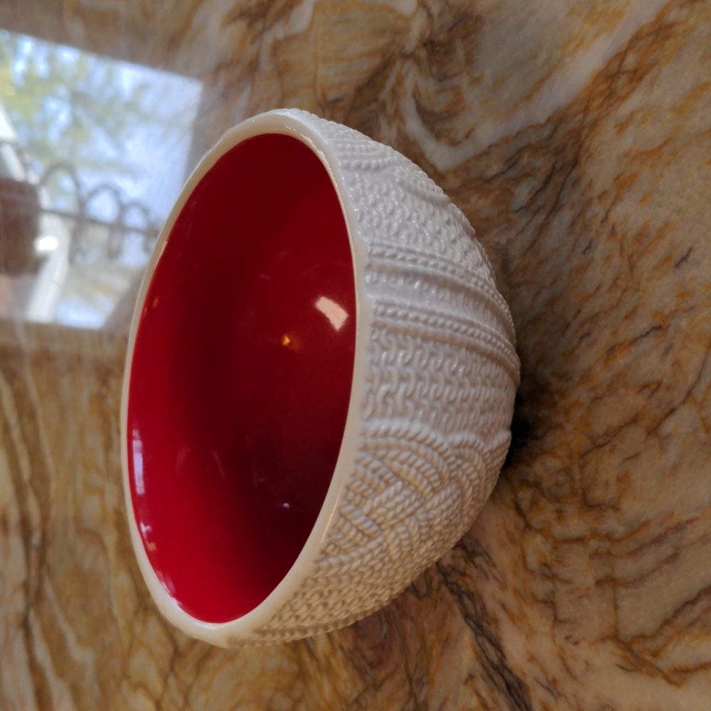 HALLMARK Bowl